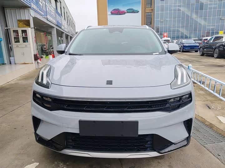 Lynk & Co 06 EM-P Hybrid, 2021 — фото 3 из 9