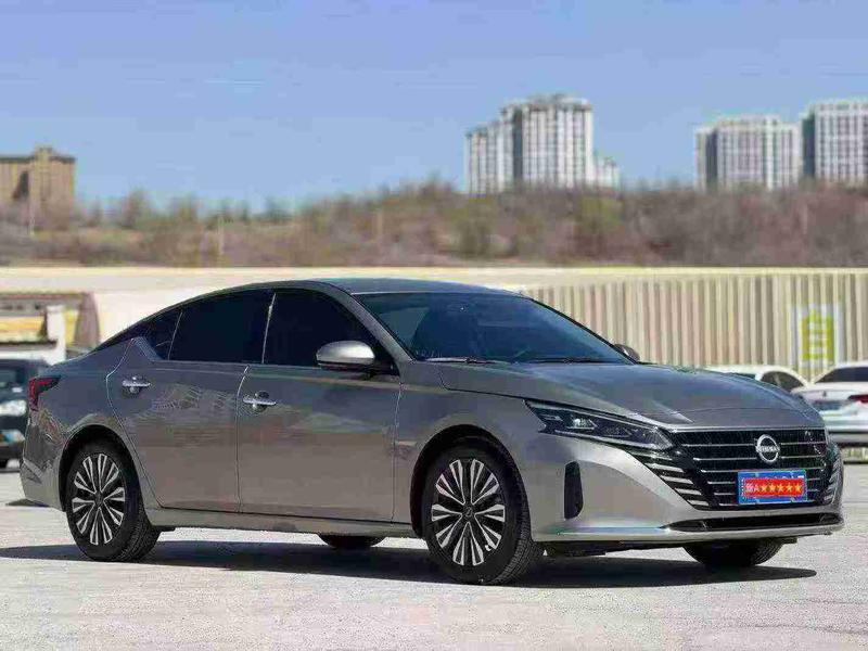Nissan Teana, 2024 — фото 3 из 10