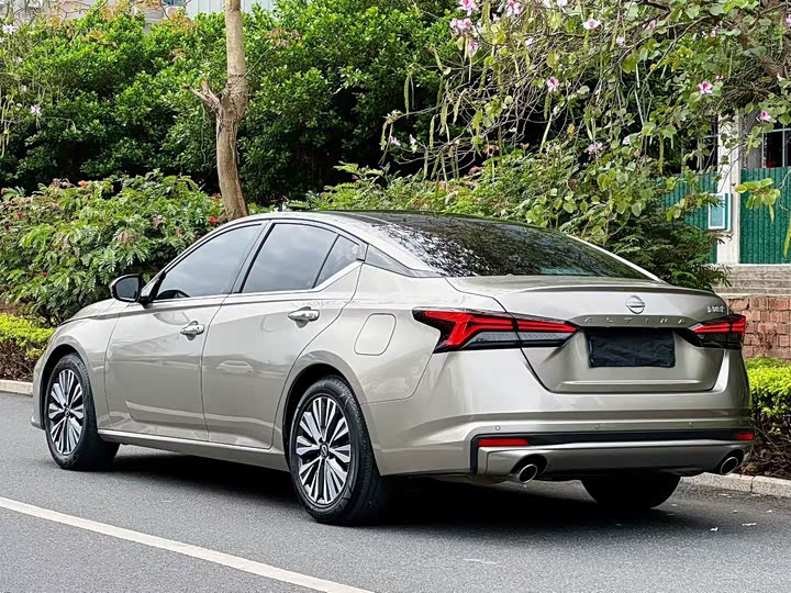 Nissan Teana, 2023 — фото 3 из 9