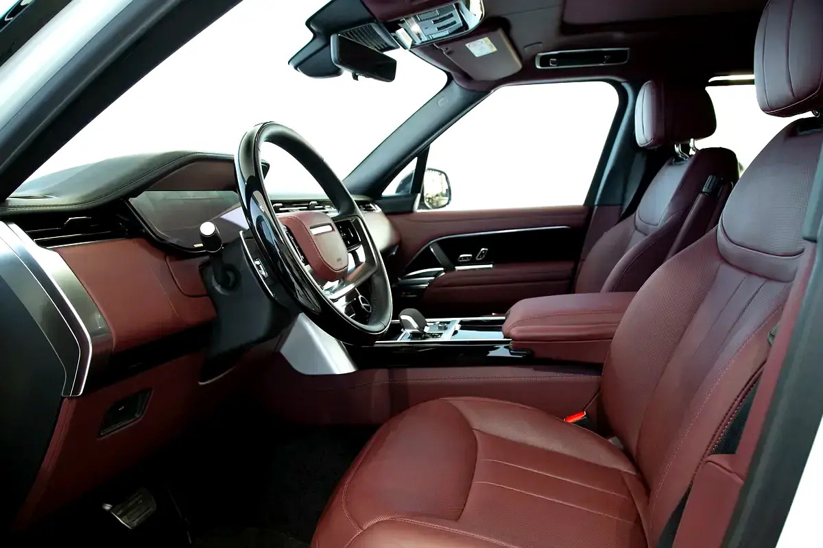 Land Rover Range Rover, 2023 — фото 3 из 10