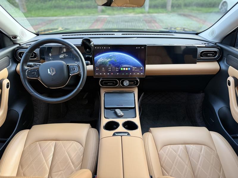 Leapmotor C11, 2024 — фото 12 из 12