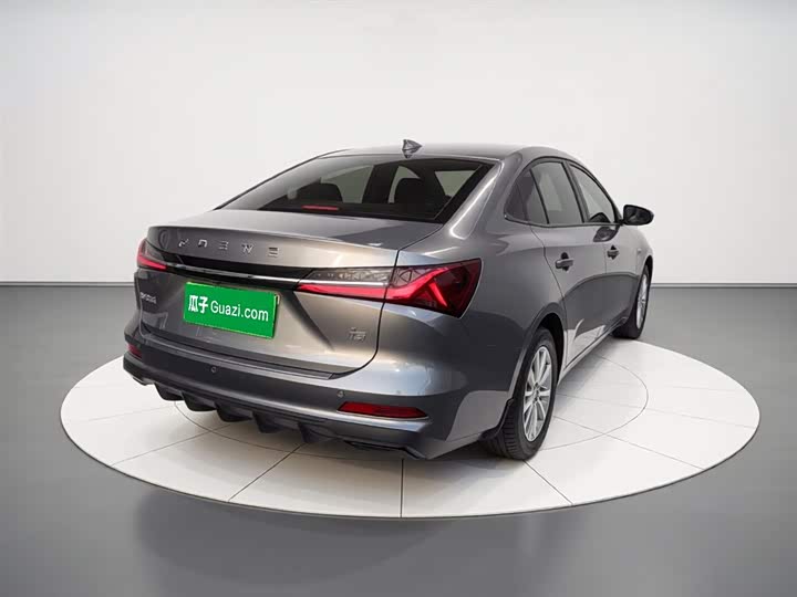 Roewe i5, 2023 — фото 7 из 9
