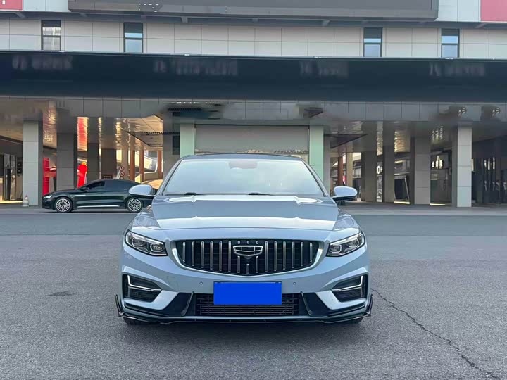 Geely Preface, 2023 — фото 2 из 9