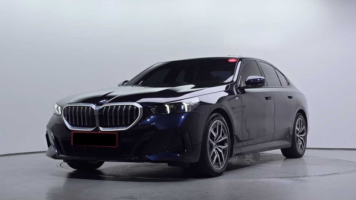 BMW 5 Series, 2023 — купить в Перми под ключ