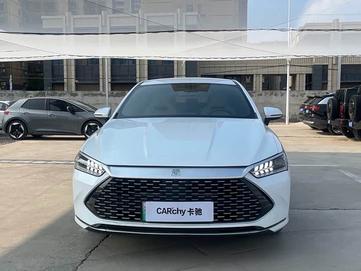 BYD Qin Plus, 2023 — фото 2 из 9