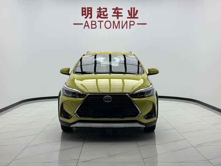 Toyota Yaris L Hatchback, 2022 — фото 2 из 9