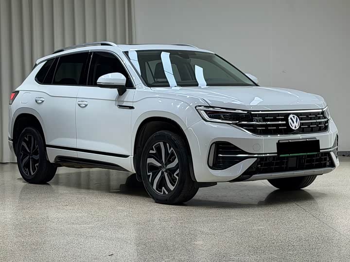 Volkswagen Tayron GTE Hybrid, 2024 — фото 3 из 9