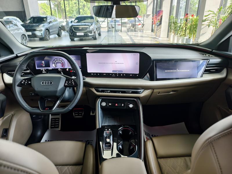 Audi Q5L, 2025 — фото 7 из 12