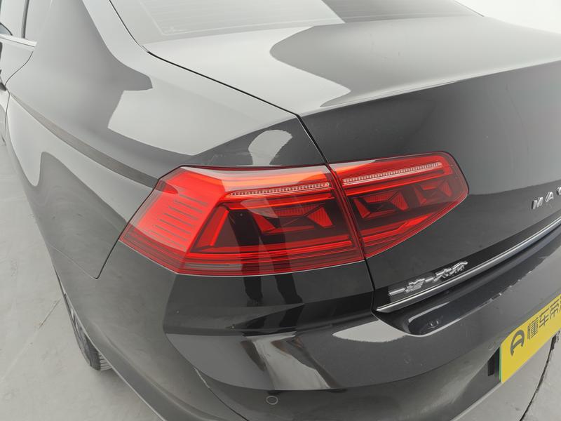 Volkswagen Magotan GTE Hybrid, 2023 — фото 10 из 12