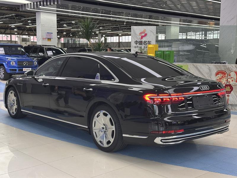 Audi A8, 2023 — фото 4 из 12