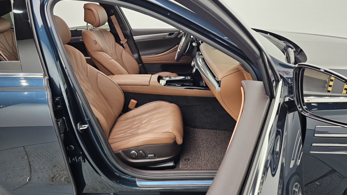 Genesis G80, 2022 — фото 9 из 12