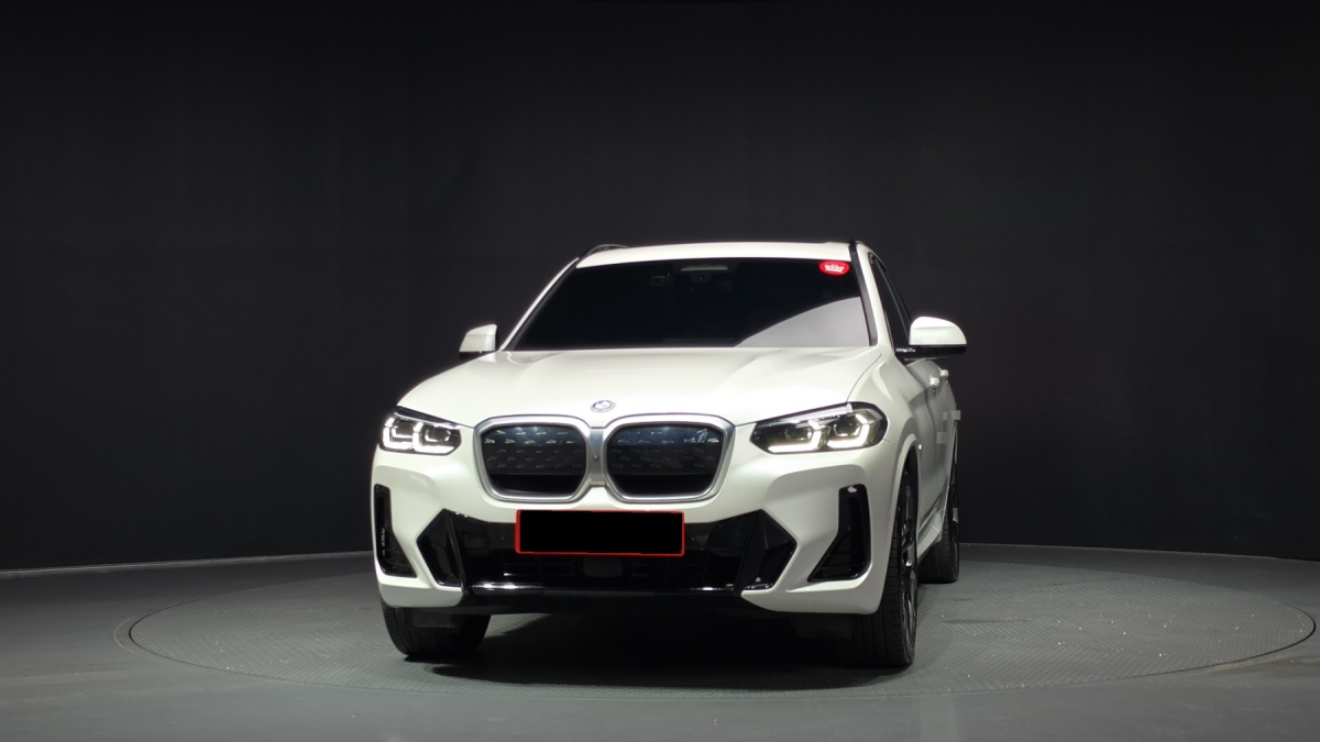 BMW iX3, 2022 — фото 3 из 12