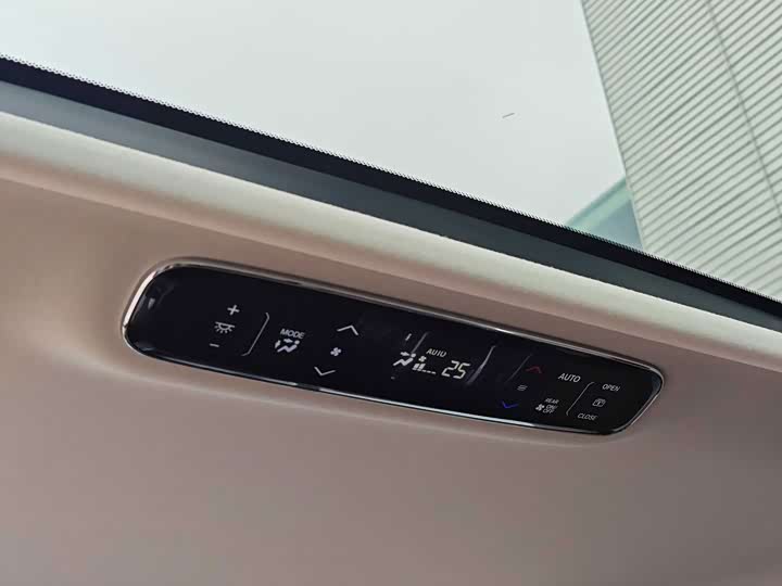 Honda Odyssey, 2022 — фото 8 из 9