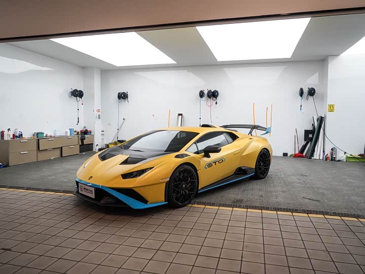 Lamborghini Huracán, 2022 — купить в Йошкар-Оле под ключ