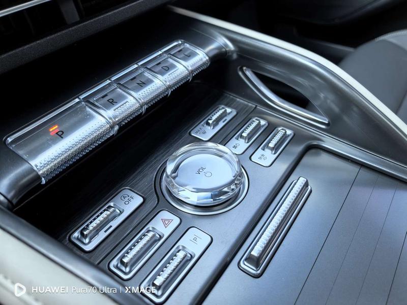Lincoln Nautilus, 2024 — фото 11 из 12