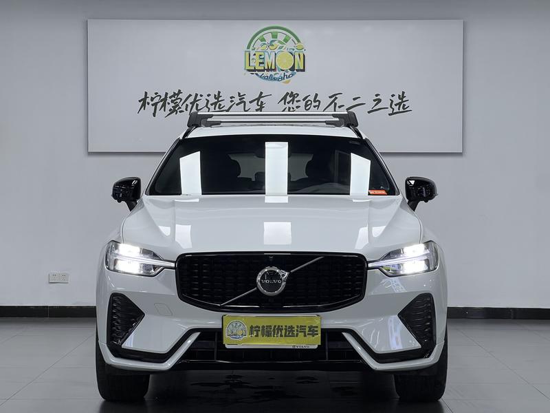 Volvo XC60, 2023 — фото 2 из 12