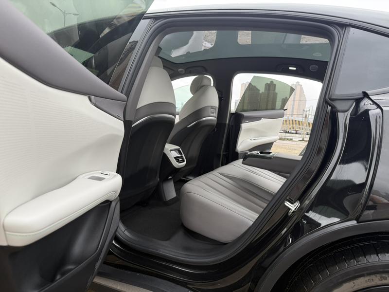Changan Deepal L07, 2025 — фото 11 из 12