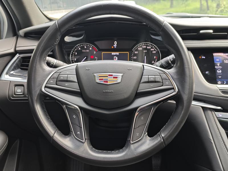 Cadillac XT5, 2023 — фото 8 из 12