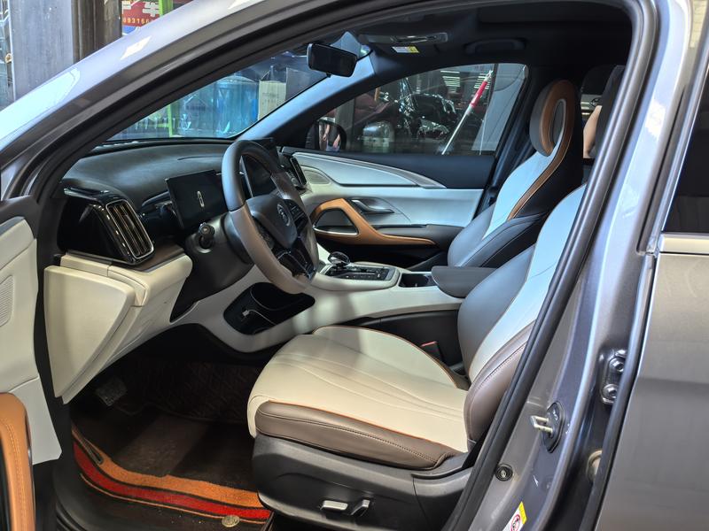 BYD Song Pro Hybrid, 2022 — фото 8 из 10