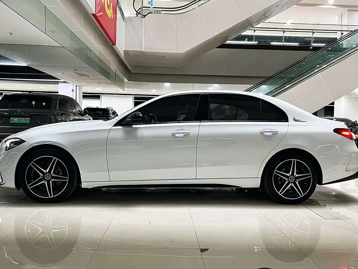 Mercedes-Benz C-Class, 2022 — фото 3 из 7