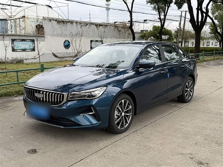 Geely Emgrand, 2025 — фото 2 из 9