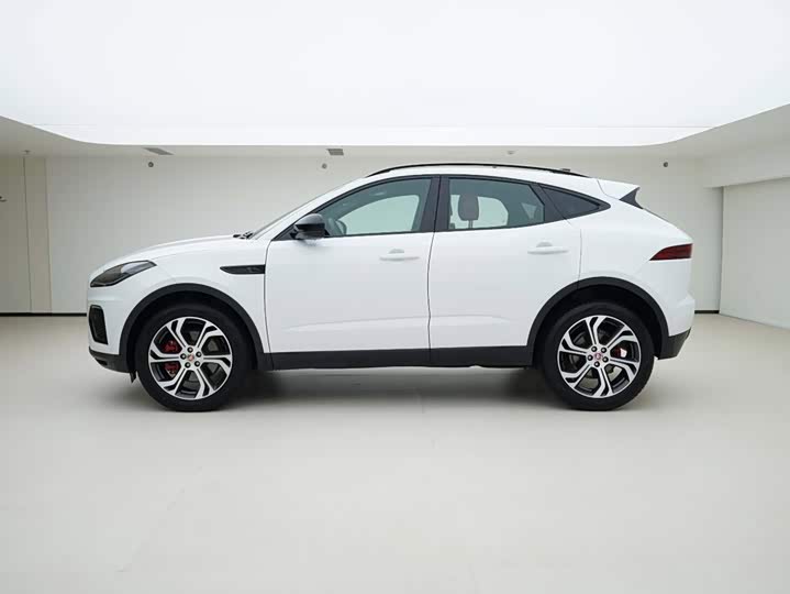 Jaguar E-Pace, 2023 — фото 3 из 9