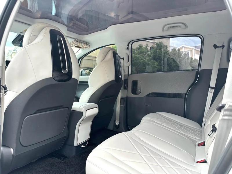 BAIC Arcfox Kaola S, 2025 — фото 9 из 10