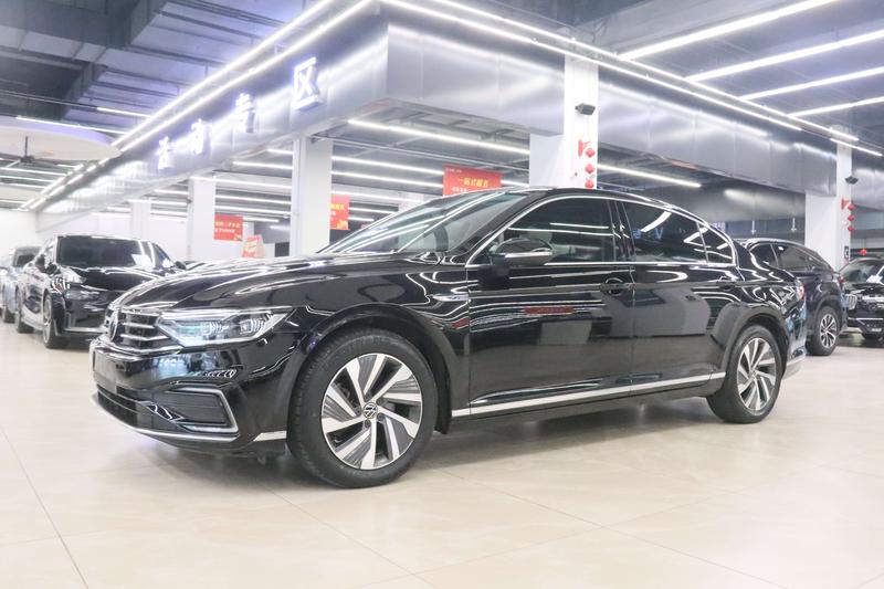 Volkswagen Magotan GTE Hybrid, 2022 — купить в Перми под ключ
