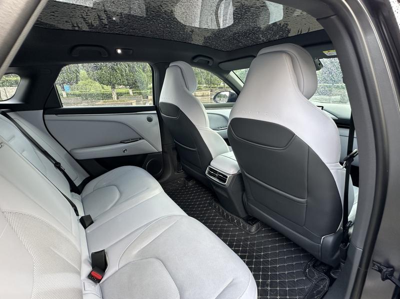 BAIC Arcfox Alpha T5, 2024 — фото 12 из 12