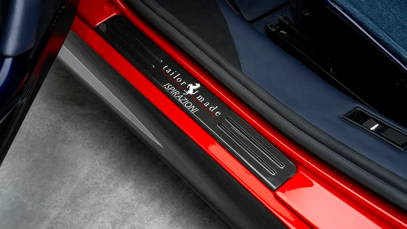 Ferrari SF90 Stradale, 2022 — фото 8 из 10
