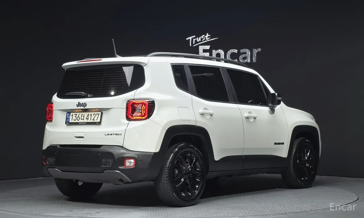 Jeep Renegade, 2023 — фото 2 из 12