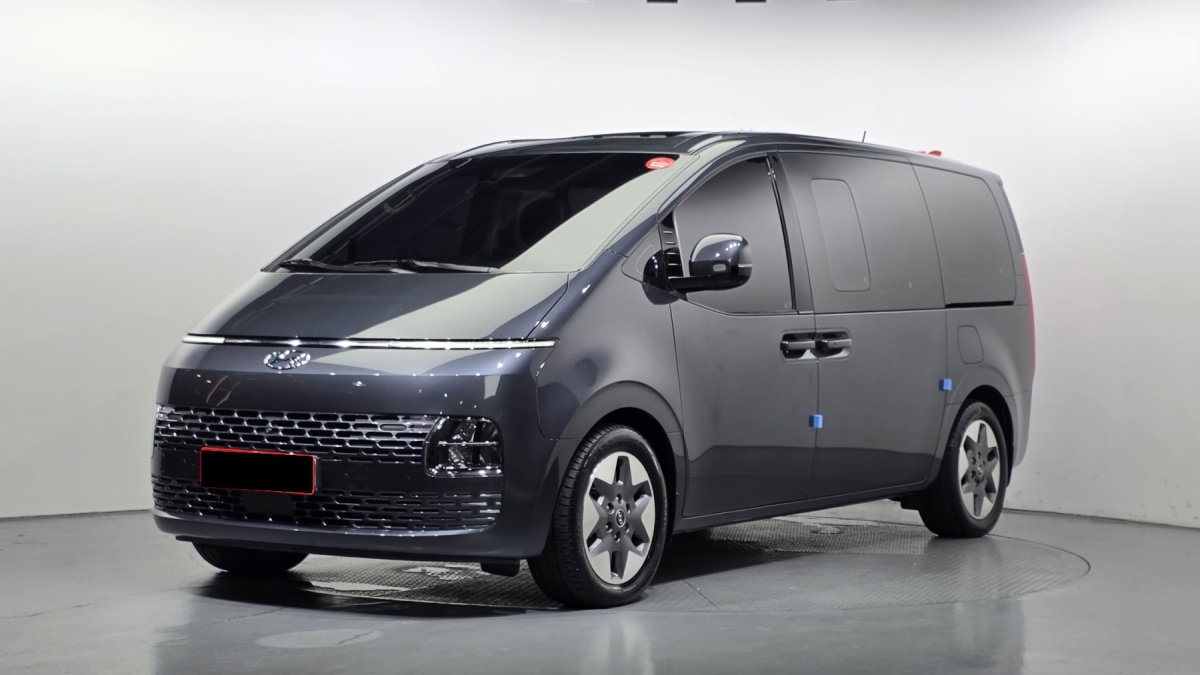 Hyundai Staria, 2022 — купить в Белгороде под ключ