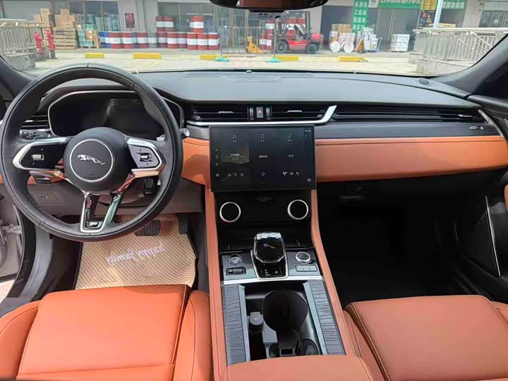 Jaguar XF L, 2023 — фото 7 из 9