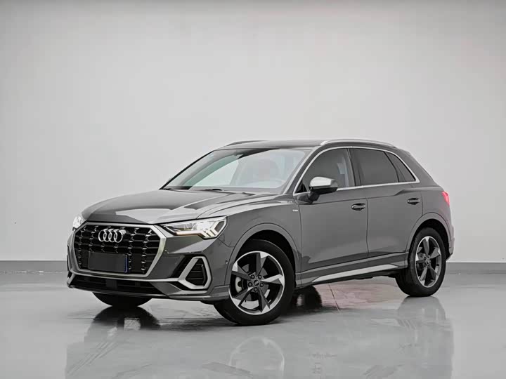 Audi Q3, 2022 — купить в Москве под ключ