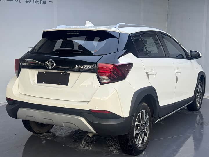 Toyota Yaris L Hatchback, 2022 — фото 6 из 9