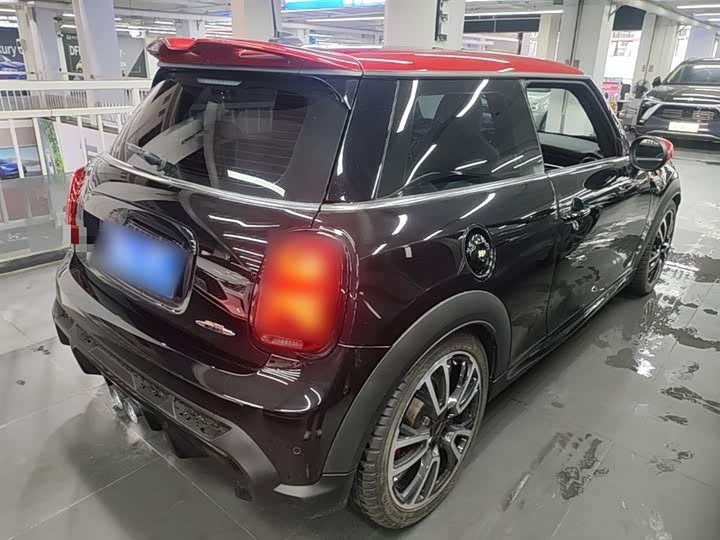 Mini Mini JCW, 2021 — фото 7 из 9