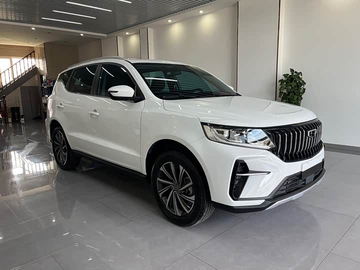 Geely Vision X6, 2021 — фото 3 из 9
