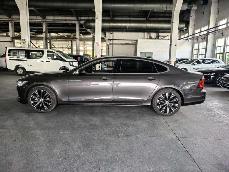 Volvo S90, 2024 — фото 2 из 10