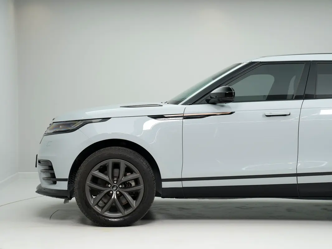 Land Rover Range Rover Velar, 2024 — фото 4 из 10