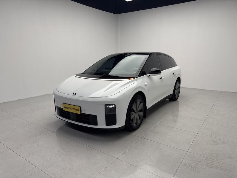 LiXiang i6, 2026 — купить в Смоленске под ключ