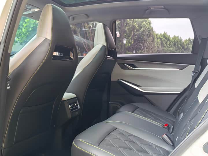 Changan CS75 Plus, 2023 — фото 8 из 9