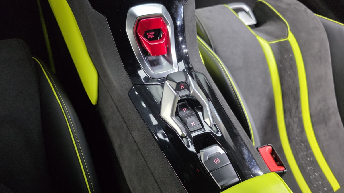 Lamborghini Huracan, 2023 — фото 8 из 12