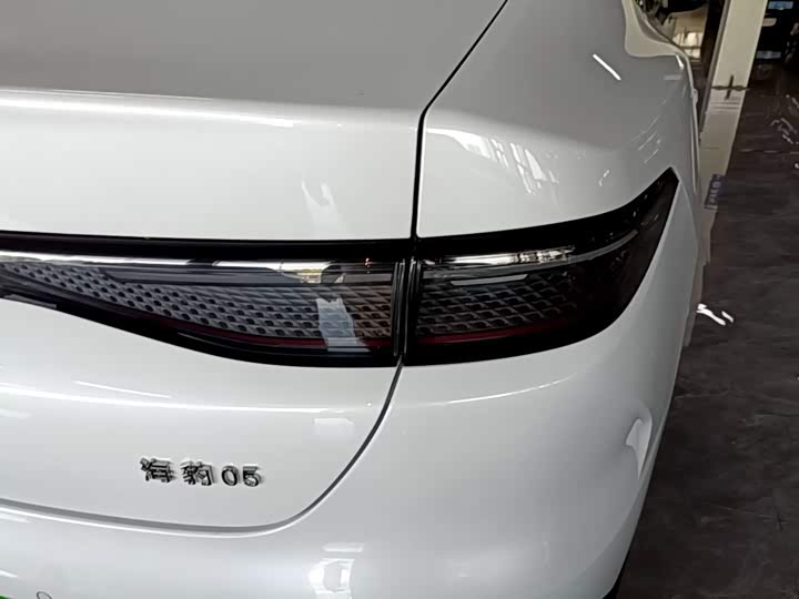 BYD Seal 05 DM-i Hybrid, 2026 — фото 8 из 9