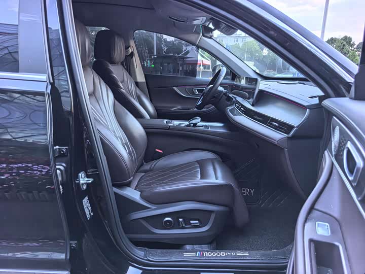 Chery Tiggo 8 Pro, 2023 — фото 8 из 9