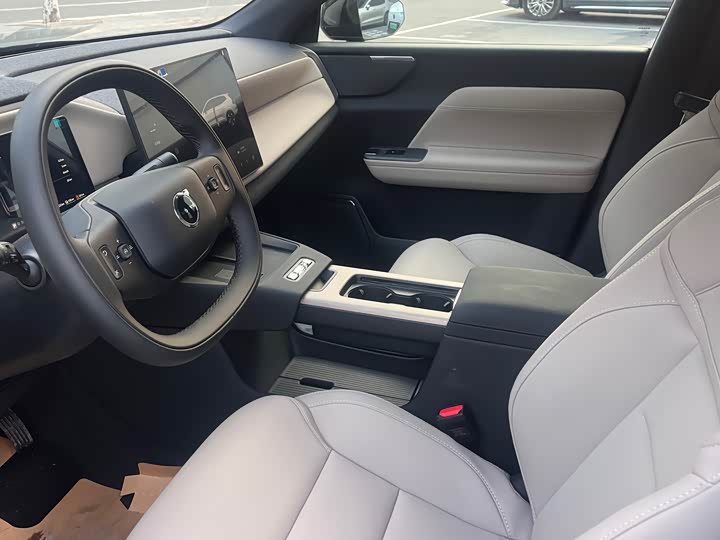 Volvo XC70 Hybrid, 2025 — фото 3 из 7