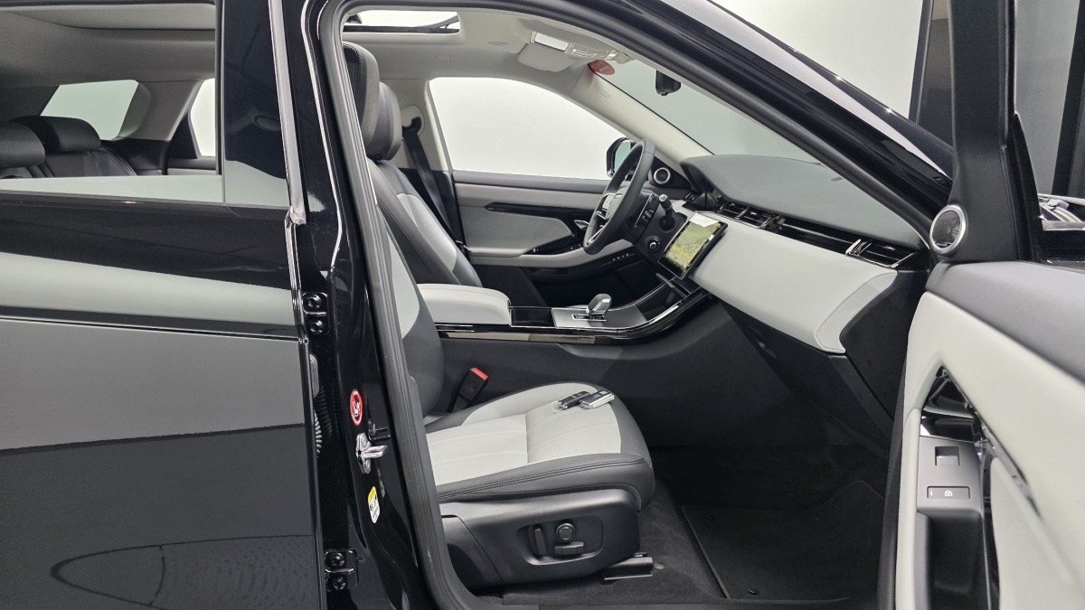 Land Rover Range Rover Evoque, 2024 — фото 11 из 12
