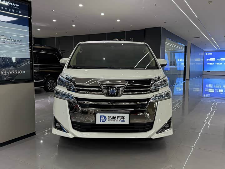 Toyota Vellfire, 2022 — фото 2 из 9