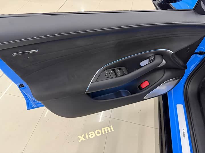 Xiaomi SU7, 2026 — фото 4 из 9