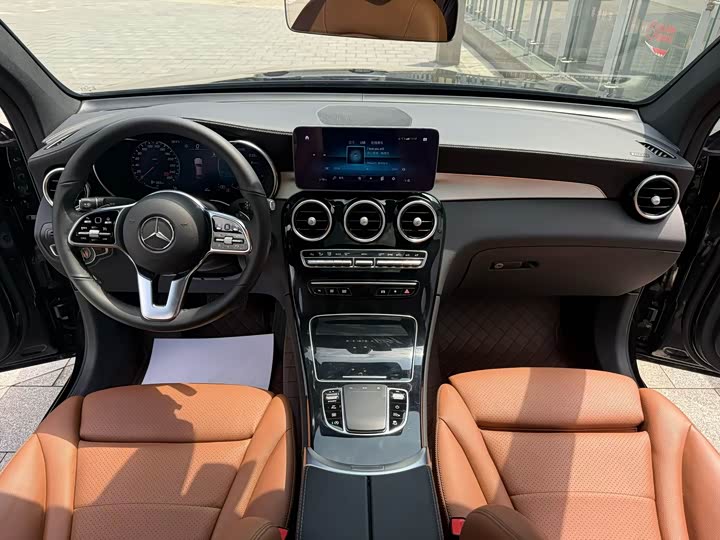 Mercedes-Benz GLC-Class Coupe, 2023 — фото 2 из 9