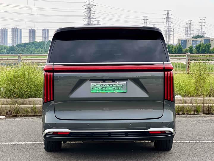 Wey 80 Hybrid, 2025 — фото 8 из 9